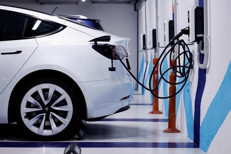 Electric Vehicles: How Technology Is Transforming Transportation